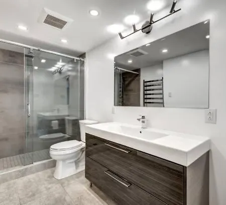 Seaside Escape Polisi i Vogel